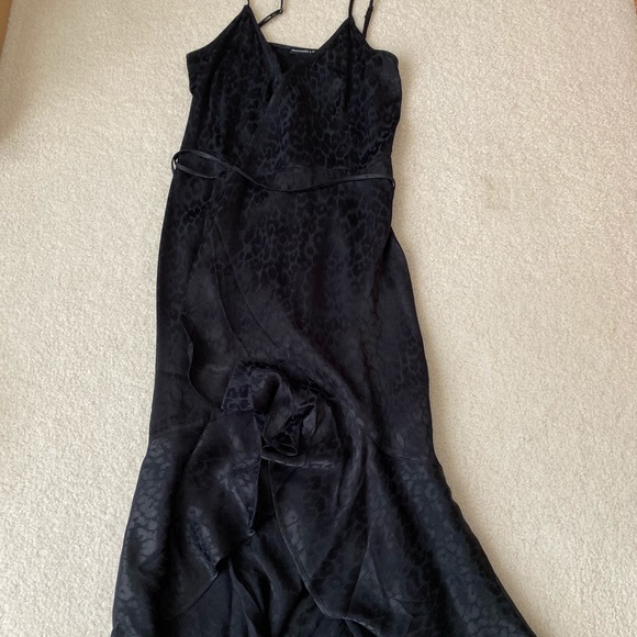 Abercrombie&Fitch ruffle hem midi dress - Picture 2 of 5